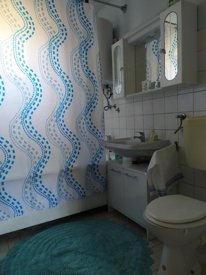 Vila Hisa Belin Podbela Exteriér fotografie